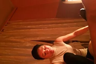 A duci orosz lány teljes szünetre megy. anya kiveri