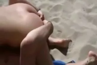 Álmos anya csak hagyta, hogy fia mostoha anya fia sex fiatal barátja kifújja.