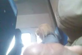 Két nagy punci szex anyával köszöni apának az új fehérneműt és a szenvedélyes pólót.