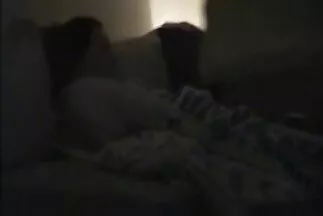 Megkéri a férjét, hogy hozzon barátait egy lédús bulira ingyen anya fia porno csütörtökön.